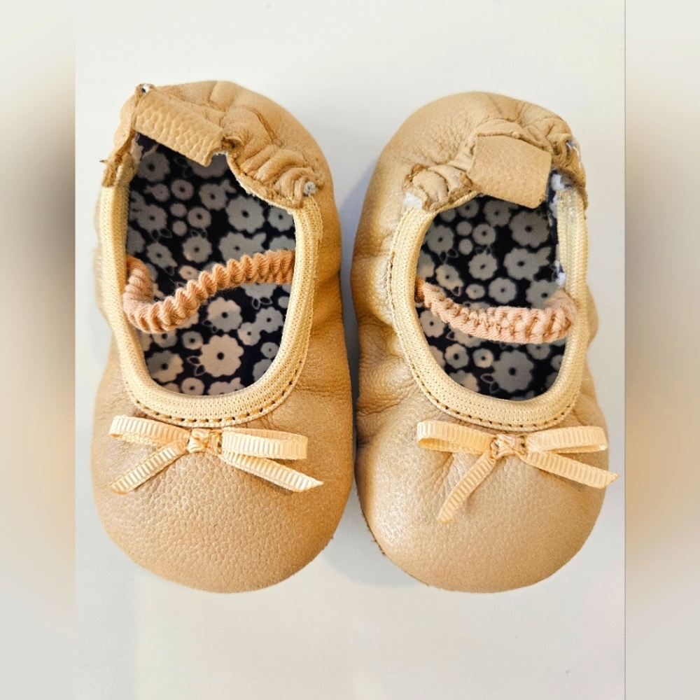 Robeez First Kicks 3-6 months